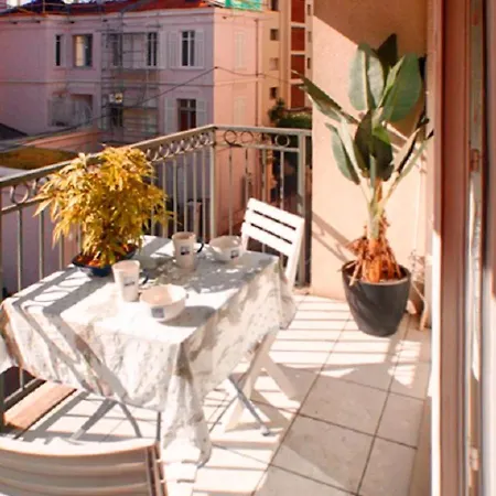 Cosy A 38 M² Balcon Detente Apartamento